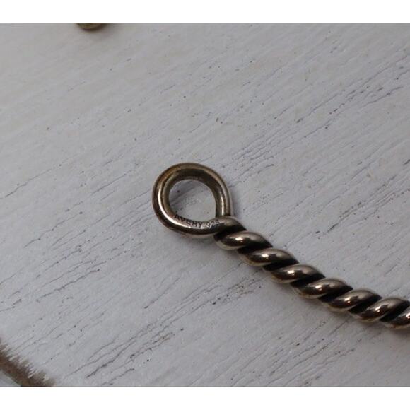 James Avery Sterling Silver Twisted Hook-on Bracelet 9.6G / 6in / 2mm - Picture 5 of 6